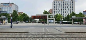 Před nádražím v Olomouci