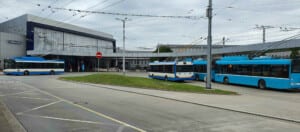 Točna trolejbusů u Ostravského hlavního nádraží
