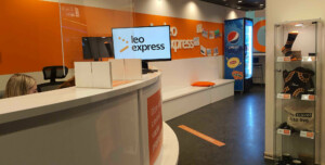 Prodejna jízdenek Leo express v Praze na hlavním nádraží