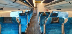 Sedadla ve voze Pendolino 084