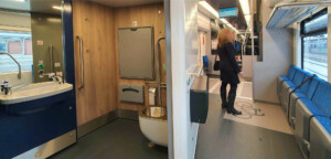 Záchod ve vlaku pro vozíčkáře, vůz RegioPanter 650