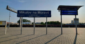 Průvodce po nádraží Mikulov na Moravě