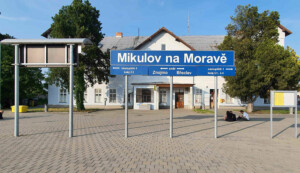Průvodce po nádraží Mikulov na Moravě