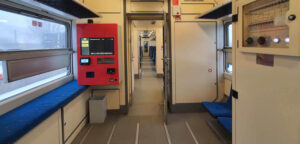 Oddíl pro kola a kočárky ve voze řady 842 ČD