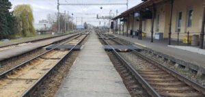 Hulín: nástupiště 2 u koleje 2