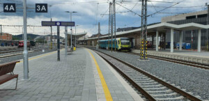 Nové nádraží Vsetín, nástupiště u koleje 3