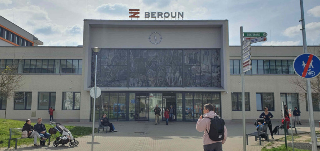 Přístup na nádraží v Berouně