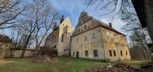 Turistika Cestou K. H. Borovského - klášter Pohled