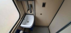 Záchod ve voze 810