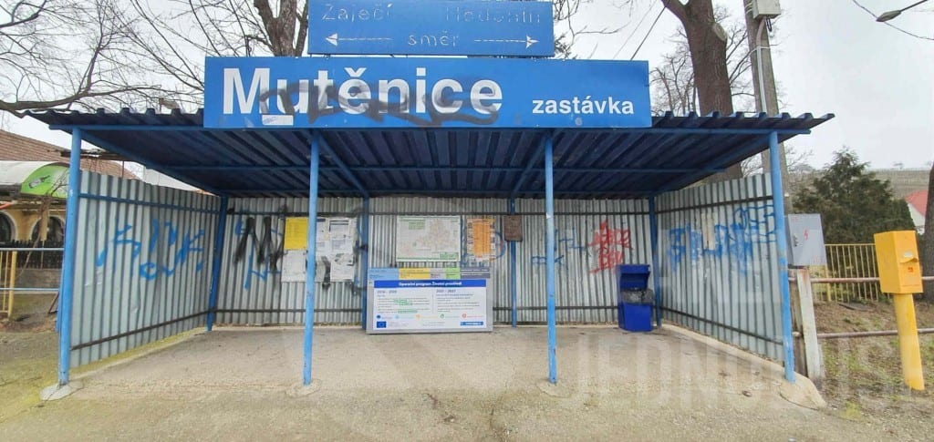 Mutěnice železniční zastávka