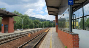 1- nástupiště ve Frýdlantu nad Ostravicí