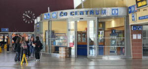 ČD Centrum v hale hlavního nádraží v Prostějově