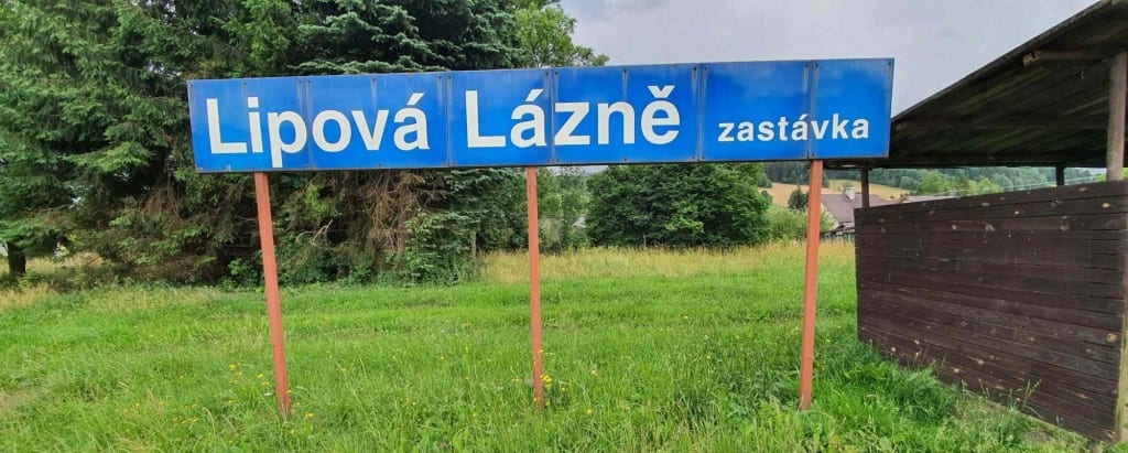 Železniční zastávka Lipová lázně