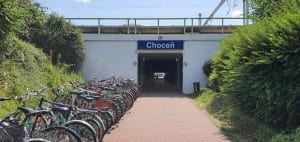 Parkování a přístup na nádraží v Chocni