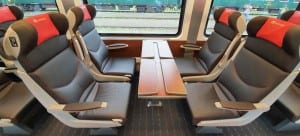 Sedadla vozu InterJet Ampz 894