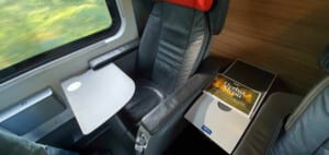 Business oddíl ve voze Afmpz 729 RailJet