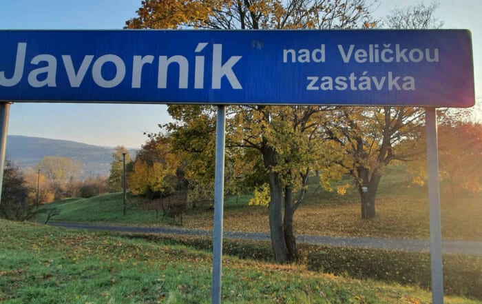 Javorník nad Veličkou zastávka