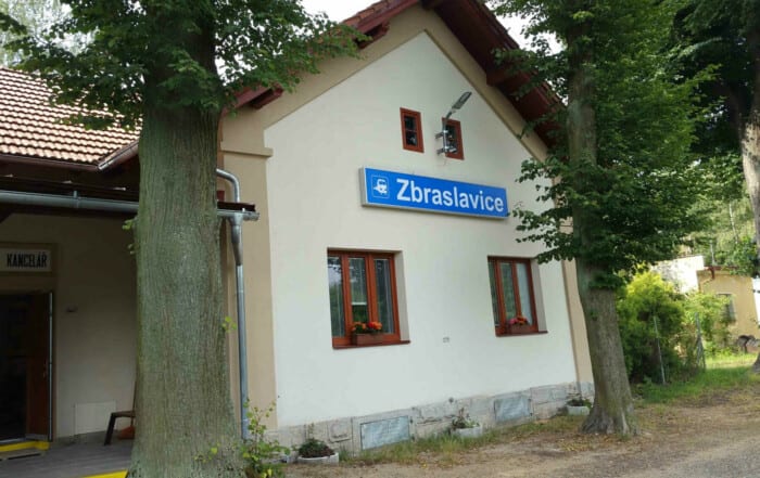 Nádraží Zbraslavice