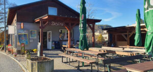 Bistro InTino u nádraží v Železném Brodu