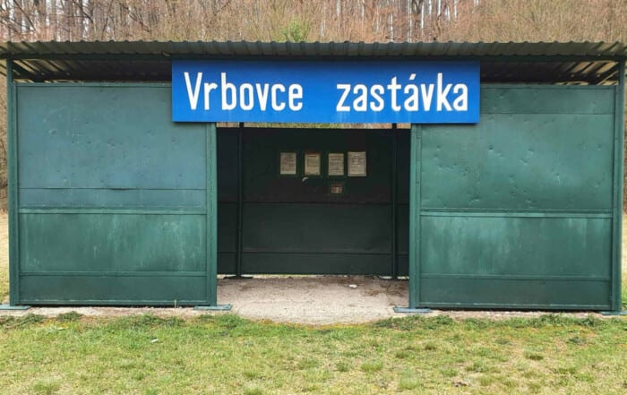 Vrbovce - zastávka přístřešek