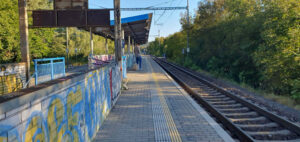 Řečkovické nádraží - nástupiště u koleje 2