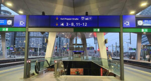 Zadní podchod pod vídeňským hlavním nádražím