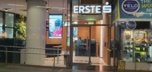 Bezpečné bankomaty na nádraží ve Vídni