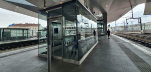 Čekárny na nástupištích ve Vídni