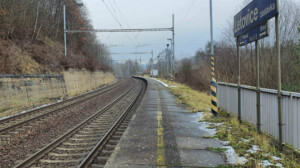 Letovice zastávka, nástupiště směr Letovice