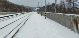 Zastávka Blansko-město, nástupiště u koleje 2, směr Letovice