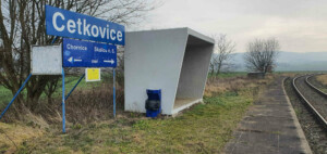 Přístřešek na zastávce Cetkovice