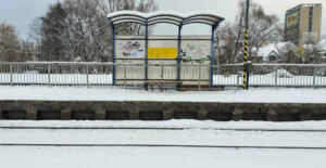 Blansko-město: přístřešky u koleje 2, směr Letovice