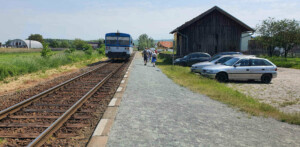 Vlaková zastávka Bořetice: nástupiště