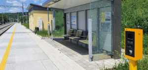 Zastávka Omice, Přístřešek u koleje 2, směr Zastávka u Brno
