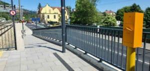 Zastávka Praha Velká Chuchle, nástupiště u 1. koleje