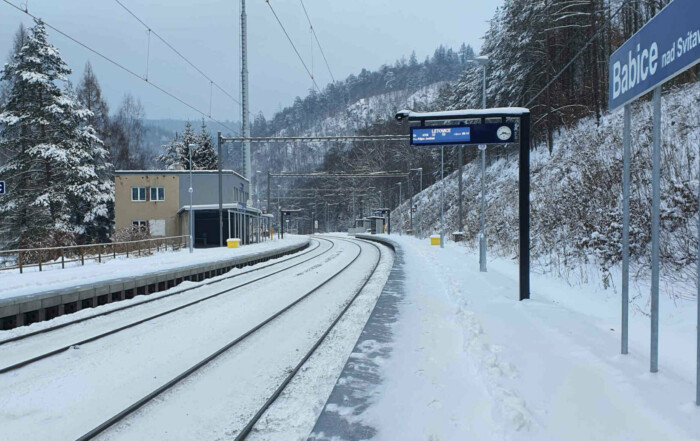 Babice nad Svitavou, nástupiště u koleje 2