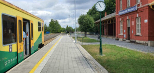Vlaková stanice Hradec nad Moravicí, nástupiště