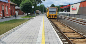 Vlaková stanice Hradec nad Moravicí, nástupiště