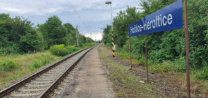 Železniční zastávka Hoštice-Heroltice