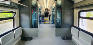 Dveře vozu 654 soupravy RegioJet