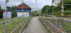 Moravská Chrastová: nástupiště směr Brno