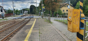 Přístup na nástupiště směr Brno na zastávce v Moravské Chrastové