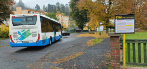 Autobusová zastávka Bečov nad Teplou, žel.st.