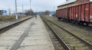 Bystřice nad Pernštejnem, nástupiště u koleje 3