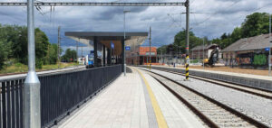 Nádraží Jihlava město a nástupiště u koleje 2