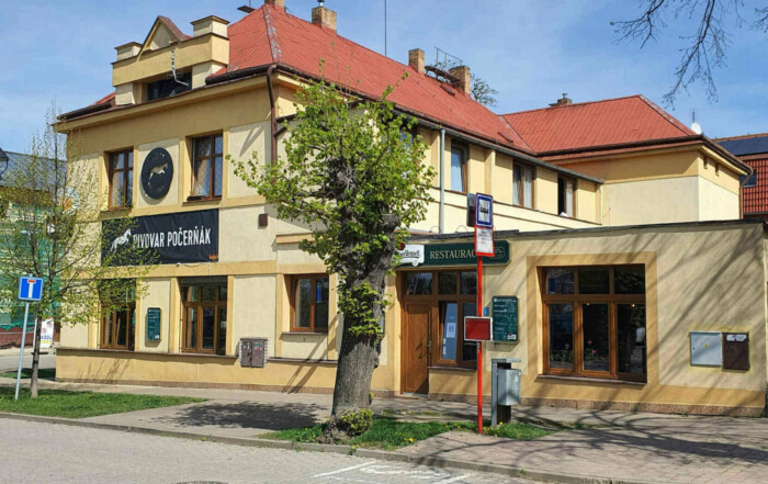 Pivovar Počerňák u nádraží Horní Počernice v Praze