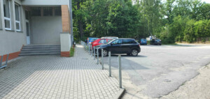 Parkování na nádraží v Praze-Klánovicích