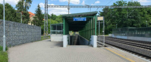 Cesta na nádraží v Praze-Klánovicích