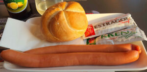 Rakouské párky v červeném RailJetu