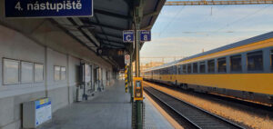 Brno hlavní nádraží, nástupiště 4 / kolej 8